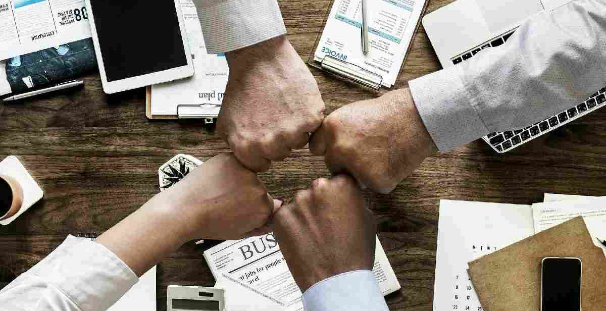 Outstanding Marketing- How to Create Marketing Plan in 2022