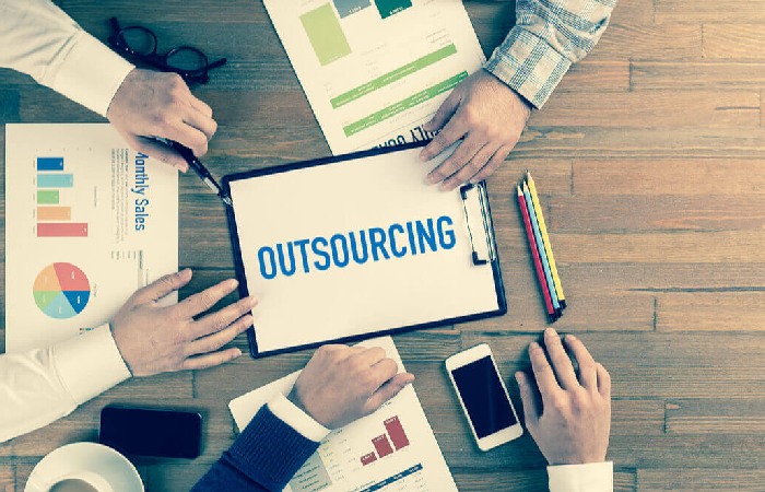 What is the Best Example of an Outsourcing Company?