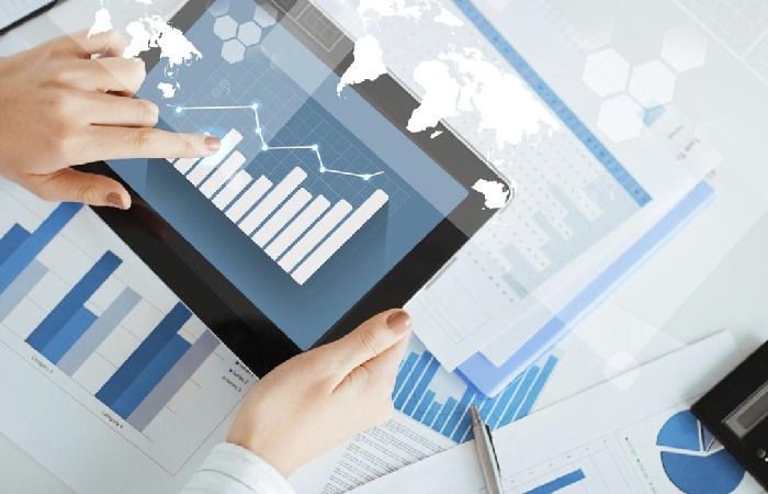 Advantages of Accurate Financial Projections